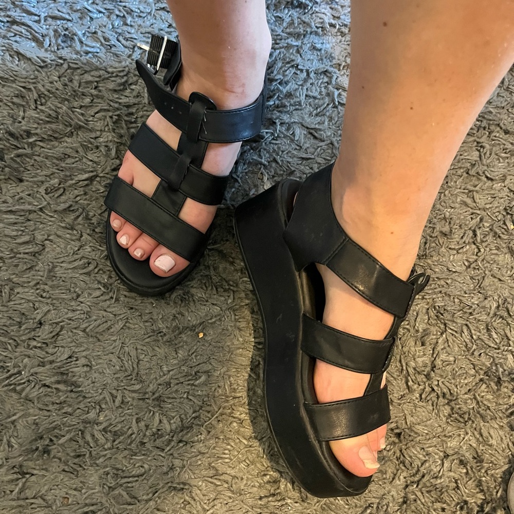 Black platform sandals 6.5